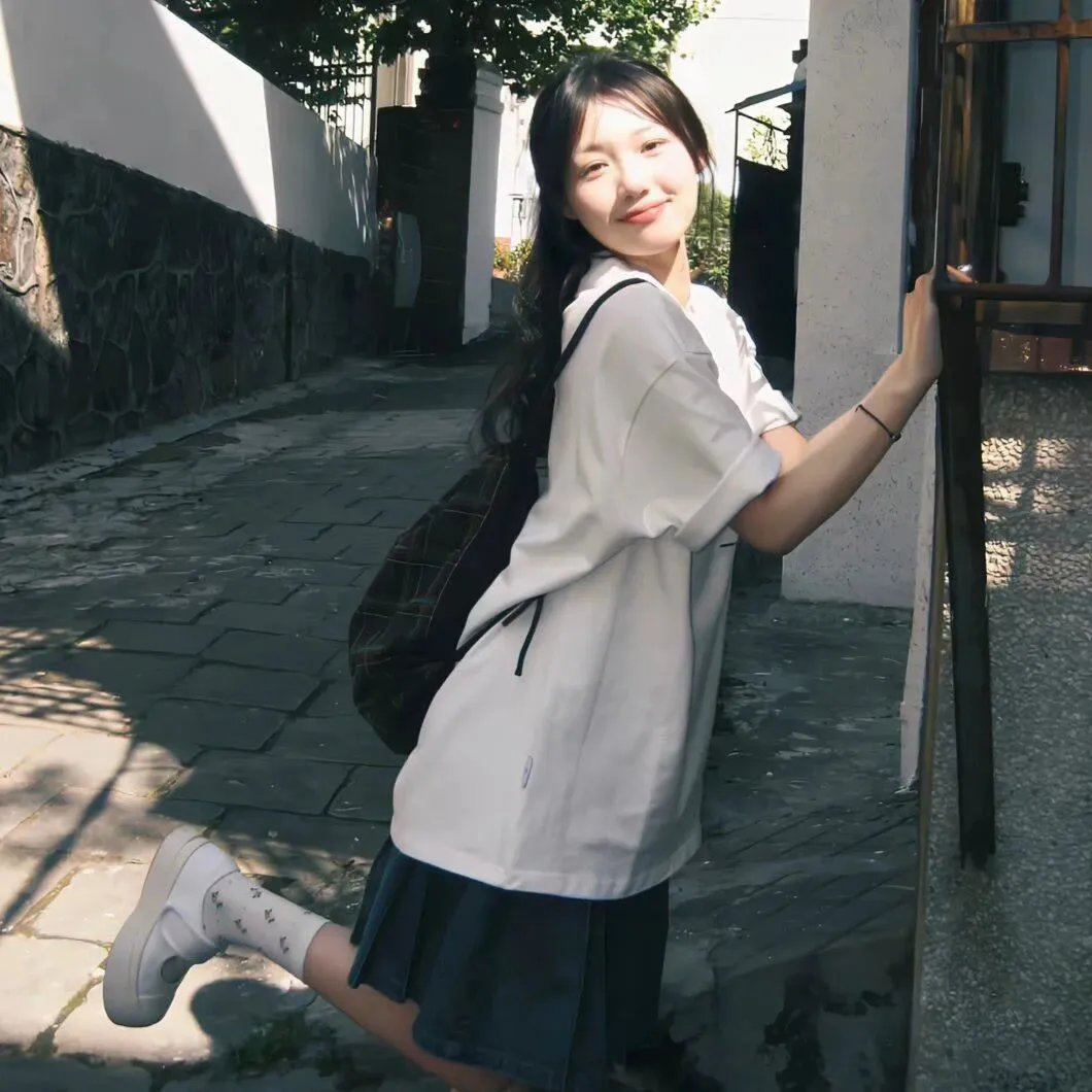 海边的屋子 海报